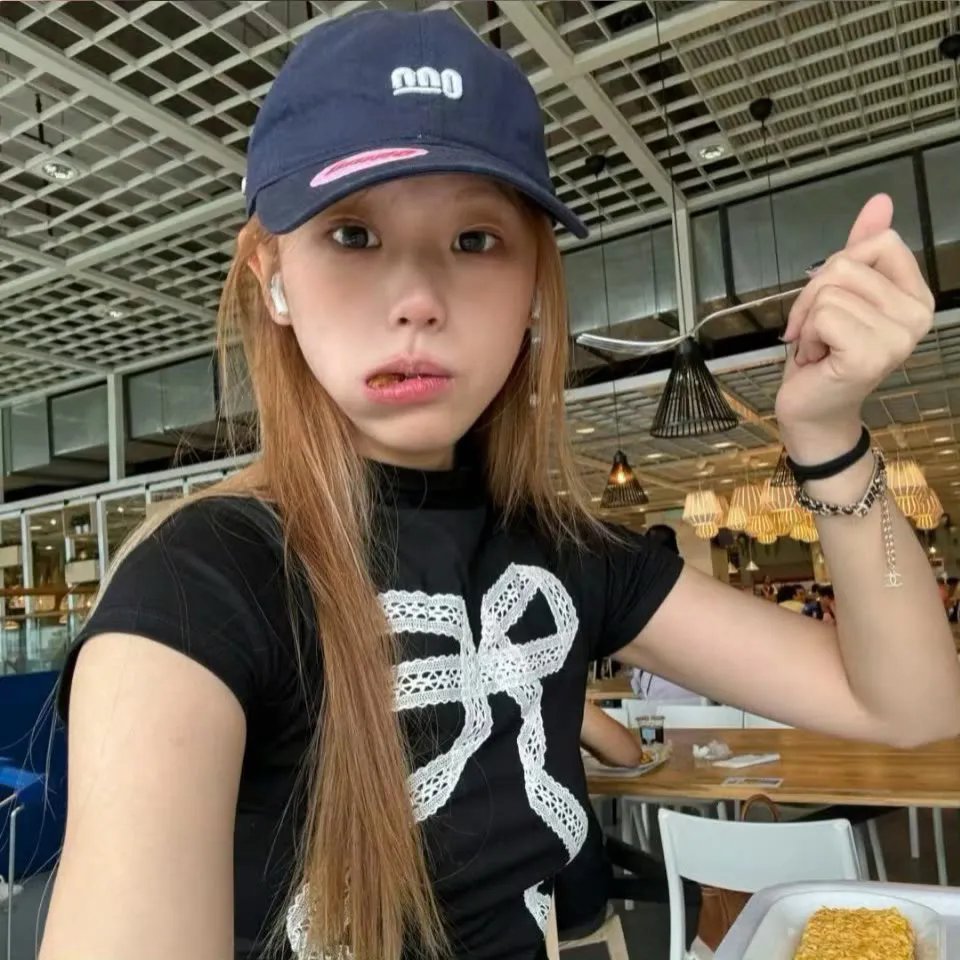 梦女孩海报