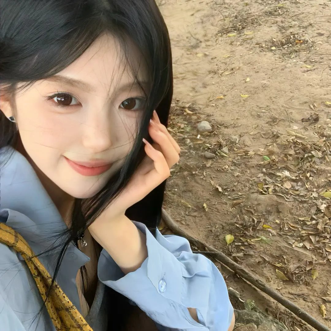 爱丽丝或现实生活海报